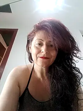 lunadicty online show from October 2025 12:05:02 AM