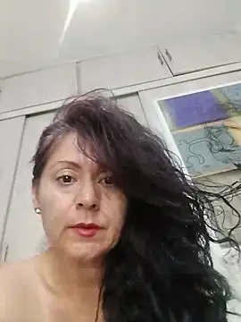 lunadicty online show from May 2026 12:07:01 AM