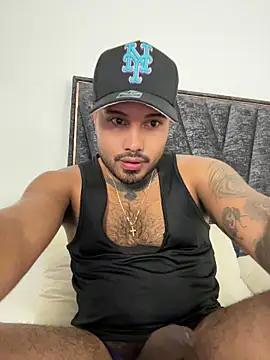 Snapshot of PapiStan chatting on November 2025 05:50:01 AM PapiStan online show from November 2025 05:50:01 AM