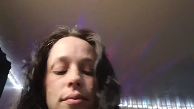 Snapshot of mavismable chatting on March 2026 03:21:02 AM mavismable online show from March 2026 03:21:02 AM