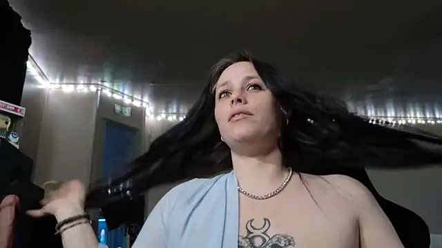 Snapshot of mavismable chatting on April 2026 03:09:01 AM mavismable online show from April 2026 03:09:01 AM