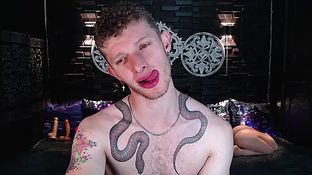 Snapshot of andrewxbi chatting on September 2025 11:32:02 AM andrewxbi online show from September 2025 11:32:02 AM