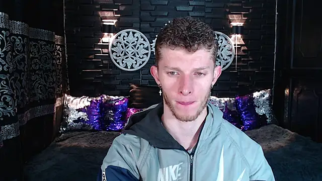 Snapshot of andrewxbi chatting on September 2025 11:11:01 AM andrewxbi online show from September 2025 11:11:01 AM