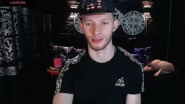 Snapshot of andrewxbi chatting on October 2025 12:03:01 PM andrewxbi online show from October 2025 12:03:01 PM