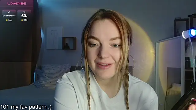 Snapshot of Eva___forever chatting on March 2026 01:46:02 AM Eva forever online show from March 2026 01:46:02 AM