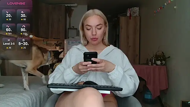 Snapshot of Eva___forever chatting on May 2026 03:24:01 AM Eva forever online show from May 2026 03:24:01 AM