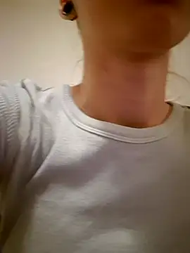 Snapshot of AlessiaCroft chatting on September 2025 03:39:02 AM AlessiaCroft online show from September 2025 03:39:02 AM