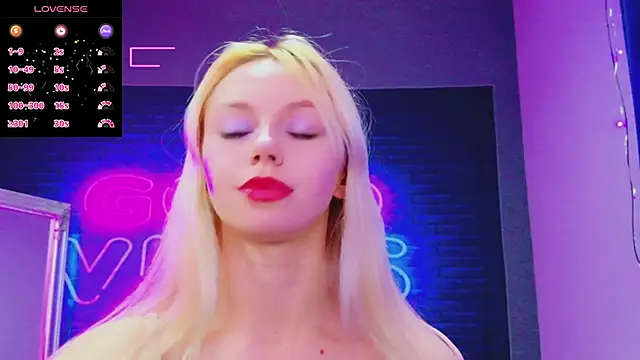 Snapshot of AlessiaCroft chatting on March 2026 05:02:01 AM AlessiaCroft online show from March 2026 05:02:01 AM