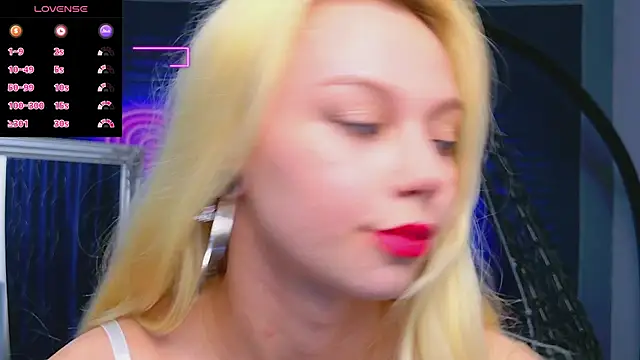 Snapshot of AlessiaCroft chatting on March 2026 04:02:02 AM AlessiaCroft online show from March 2026 04:02:02 AM