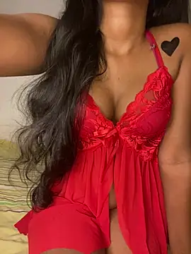 Snapshot of selena_mia chatting on April 2026 06:12:02 PM selena mia online show from April 2026 06:12:02 PM