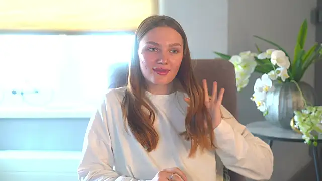 Snapshot of MeganBoone chatting on March 2025 08:06:01 AM MeganBoone online show from March 2025 08:06:01 AM