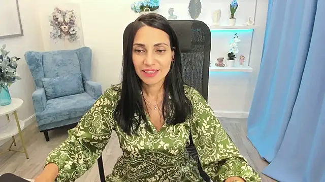 AllaYerty online show from September 2025 11:43:01 AM