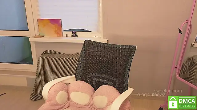 Snapshot of sweetuniporn chatting on December 2025 08:08:02 AM sweetuniporn online show from December 2025 08:08:02 AM