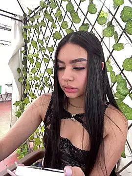 Cristina pinkk online show from October 2025 06:31:01 PM