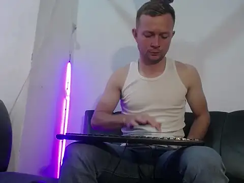 Snapshot of hot_mann11 chatting on March 2026 02:22:02 PM hot mann11 online show from March 2026 02:22:02 PM