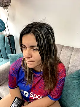 Snapshot of Isa-lox chatting on September 2025 04:07:01 PM Isa-lox online show from September 2025 04:07:01 PM