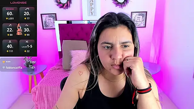 Snapshot of Isa-lox chatting on October 2025 09:45:01 PM Isa-lox online show from October 2025 09:45:01 PM