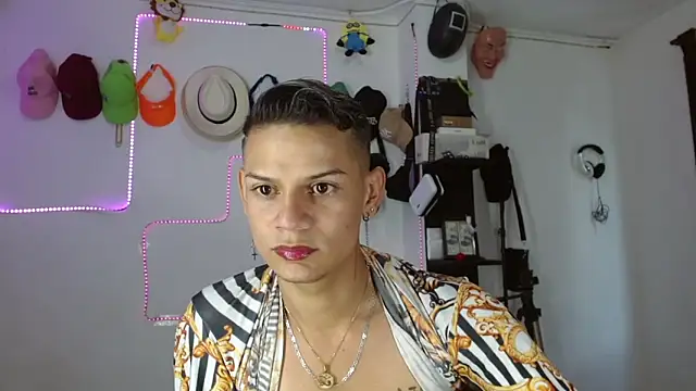 axce1 boy24 online show from September 2025 06:41:02 PM