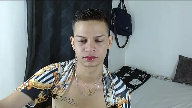 axce1 boy24 online show from October 2025 12:03:01 PM