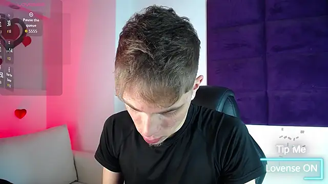 Snapshot of Robbin_Blaze chatting on February 2026 12:20:02 AM Robbin Blaze online show from February 2026 12:20:02 AM