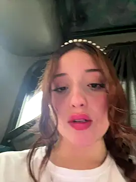 Baby  Otaku online show from November 2025 09:39:01 PM