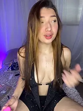 Snapshot of Mia__Gray chatting on November 2025 06:29:01 PM Mia Gray online show from November 2025 06:29:01 PM