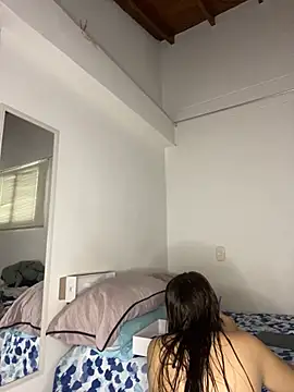 Snapshot of Mia__Gray chatting on December 2025 05:09:01 PM Mia Gray online show from December 2025 05:09:01 PM