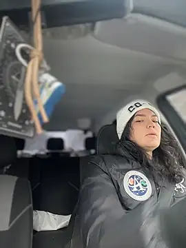 MeekyRich online show from March 2026 04:27:01 AM