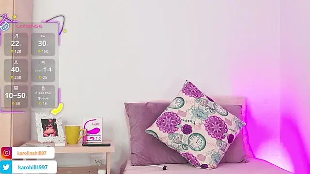 caro hill online show from October 2025 07:56:01 PM