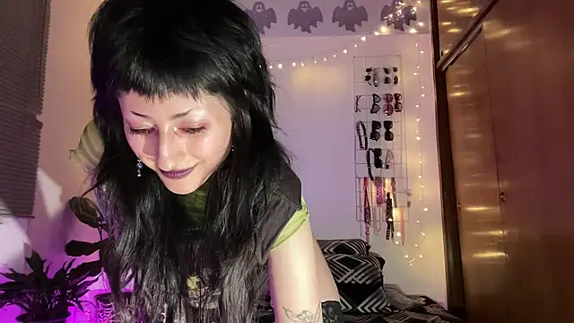 Snapshot of ELENA_UMBRA chatting on March 2026 02:33:02 AM ELENA UMBRA online show from March 2026 02:33:02 AM