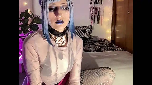 Snapshot of ELENA_UMBRA chatting on May 2026 10:04:02 PM ELENA UMBRA online show from May 2026 10:04:02 PM
