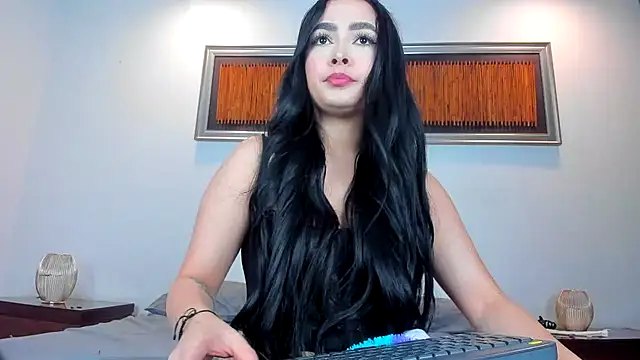 Bella  hamilton online show from June 2026 01:51:02 AM