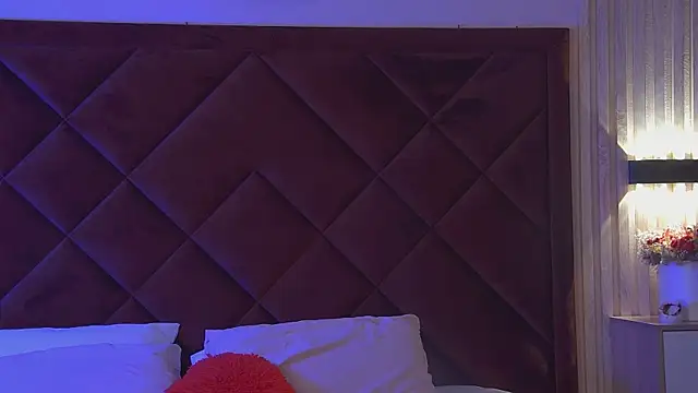 Snapshot of StacyHarland chatting on October 2025 04:32:01 AM StacyHarland online show from October 2025 04:32:01 AM