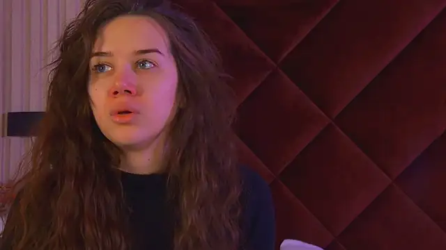 Snapshot of StacyHarland chatting on November 2025 05:02:01 AM StacyHarland online show from November 2025 05:02:01 AM