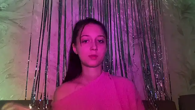 YourTemptation  online show from December 2025 02:33:01 PM