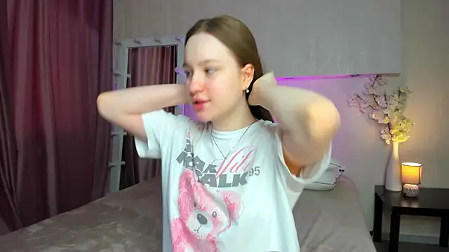 Snapshot of Candy_Cansew chatting on April 2026 01:10:02 AM Candy Cansew online show from April 2026 01:10:02 AM