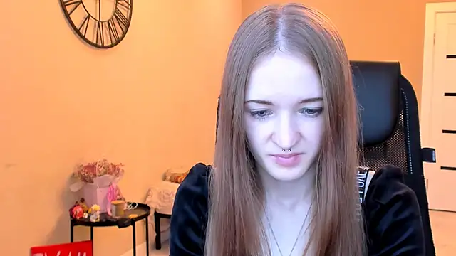 Snapshot of KateKayer chatting on November 2025 11:10:01 AM KateKayer online show from November 2025 11:10:01 AM