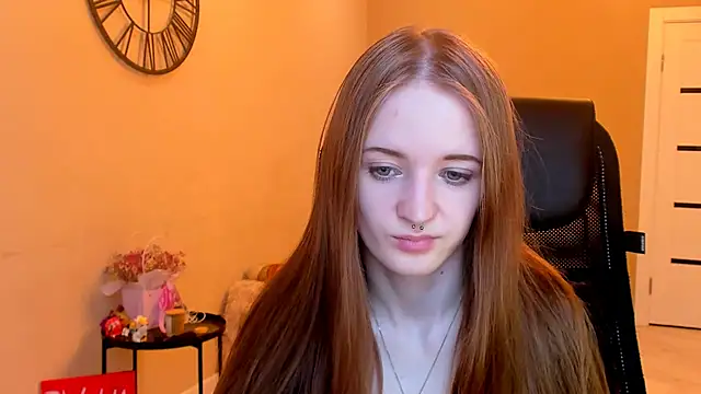 Snapshot of KateKayer chatting on November 2025 11:18:02 AM KateKayer online show from November 2025 11:18:02 AM