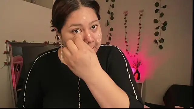 Snapshot of Paprika_ chatting on September 2025 05:40:02 PM Paprika online show from September 2025 05:40:02 PM