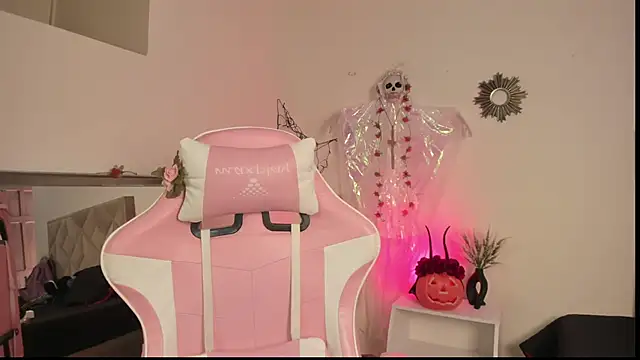 Snapshot of Paprika_ chatting on October 2025 06:29:02 PM Paprika online show from October 2025 06:29:02 PM