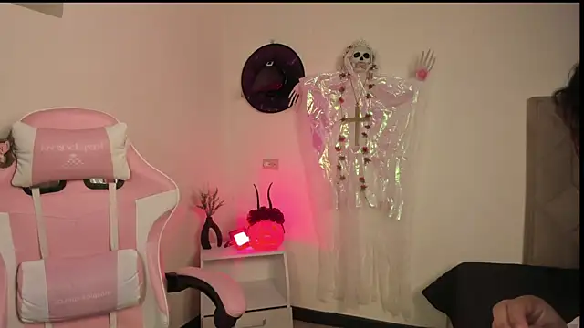 Snapshot of Paprika_ chatting on November 2025 06:20:02 PM Paprika online show from November 2025 06:20:02 PM