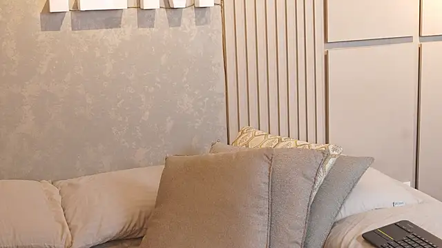 Susan wall online show from September 2025 01:24:02 PM