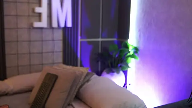 Snapshot of Susan_wall chatting on March 2026 12:55:01 PM Susan wall online show from March 2026 12:55:01 PM