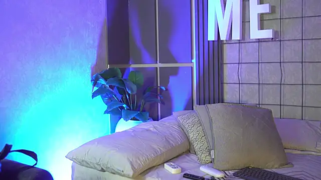 Snapshot of Susan_wall chatting on March 2026 01:39:02 PM Susan wall online show from March 2026 01:39:02 PM