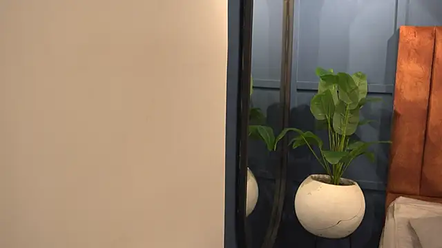 Snapshot of Susan_wall chatting on March 2026 01:22:01 PM Susan wall online show from March 2026 01:22:01 PM