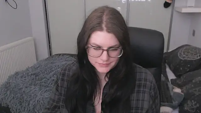 GothSuccubusBabe online show from February 2026 03:09:02 PM