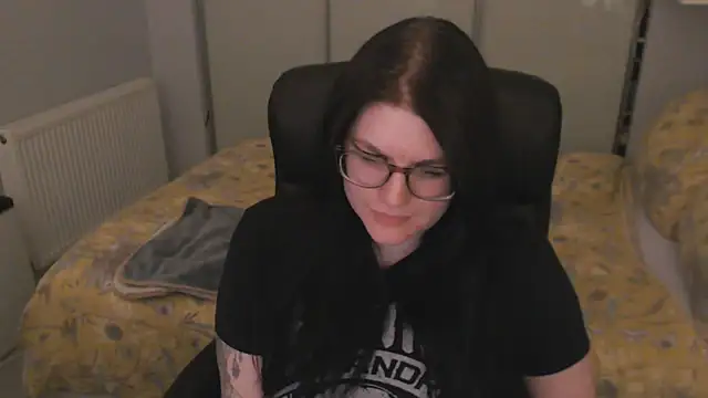 Snapshot of GothSuccubusBabe chatting on April 2026 10:57:02 PM GothSuccubusBabe online show from April 2026 10:57:02 PM