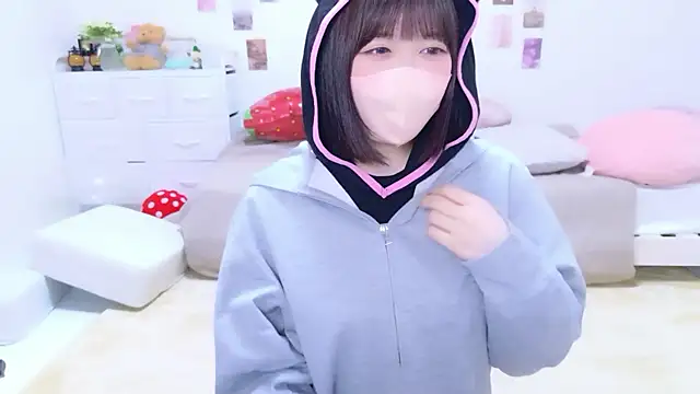 Snapshot of _suika_ chatting on April 2026 10:50:01 AM suika online show from April 2026 10:50:01 AM