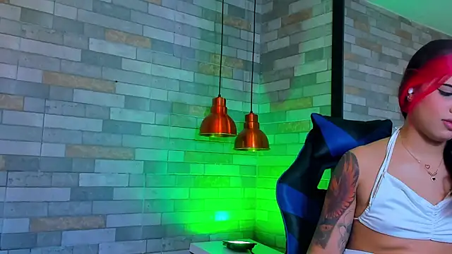 Snapshot of DixyPalmer chatting on September 2025 07:37:01 PM DixyPalmer online show from September 2025 07:37:01 PM