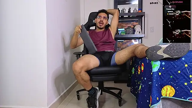 Snapshot of samuelcoopeer chatting on April 2026 03:12:01 PM samuelcoopeer online show from April 2026 03:12:01 PM